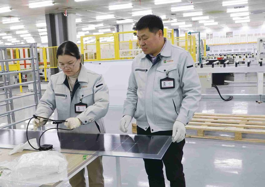 Jiangsu X-solar Green Building Technology Co., Ltd. Produktionslinie des Herstellers